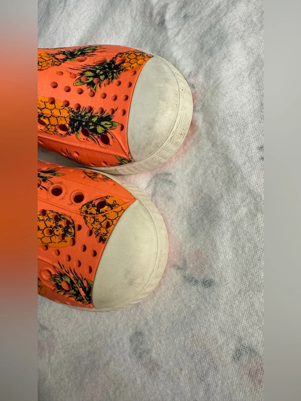 Native Kids Orange Pineapple Print Shoes size 6C